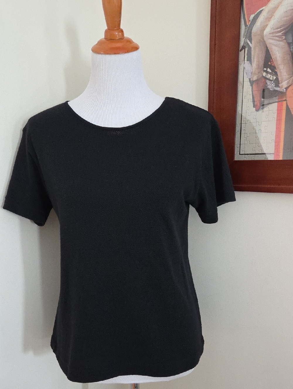 Classic Black Women's Short Sleeve Top - Brand Unspecified